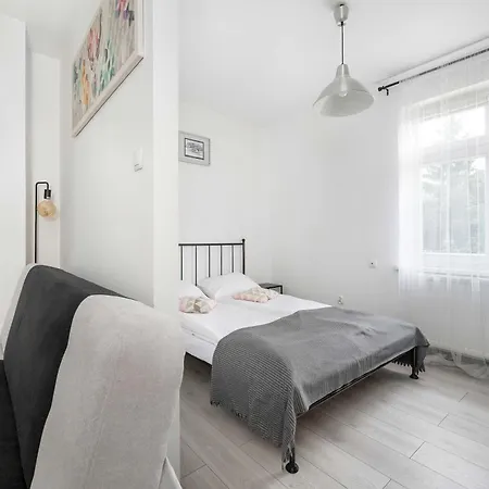 Διαμέρισμα Lilac With Bathtub In Close To The Park By Renters